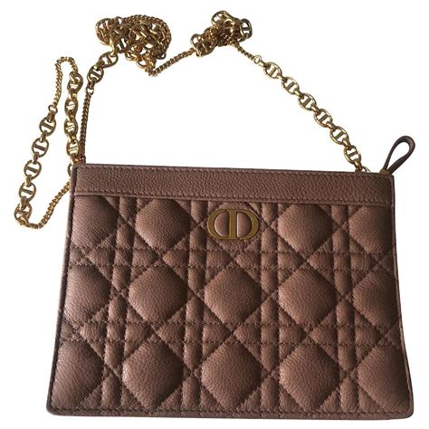 pochette caro dior